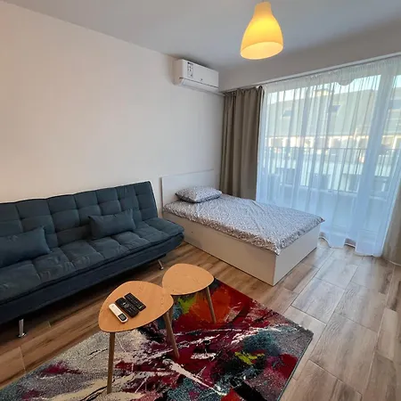 Apartment Wroclaw Colorful And Cosy Near Unss And Nsa W Wifi