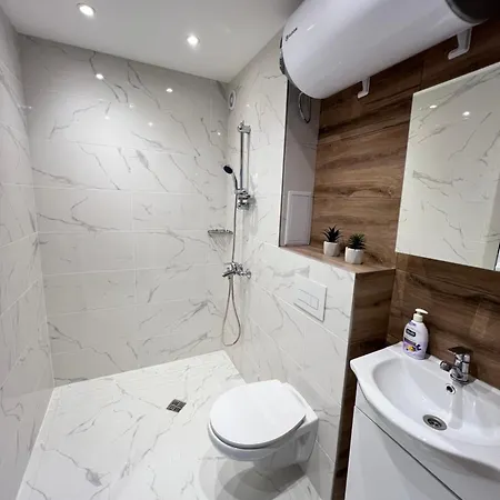 Apartment Wroclaw Colorful And Cosy Near Unss And Nsa W Wifi *